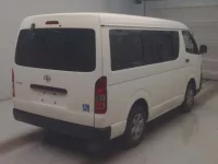 Toyota HIACE лот № 155 оценка 3.5  с аукциона в Японии 1
