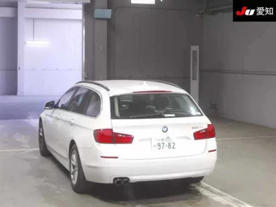 BMW 5-Series  с аукциона в Японии