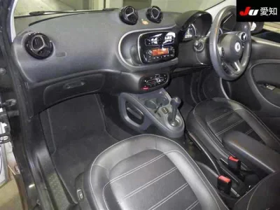 Smart FORFOUR  с аукциона в Японии