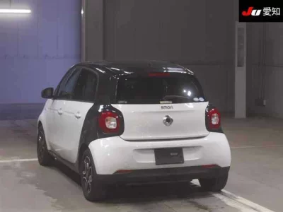 Smart FORFOUR  с аукциона в Японии