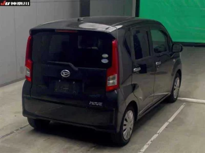 Daihatsu MOVE  с аукциона в Японии