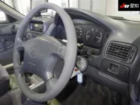 Toyota COROLLA лот № 30393 оценка 3  с аукциона в Японии 4