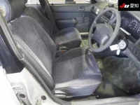 Toyota COROLLA лот № 30393 оценка 3  с аукциона в Японии 5