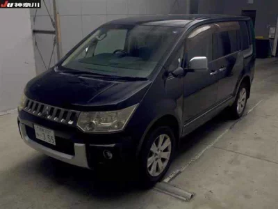 Mitsubishi DELICA D5