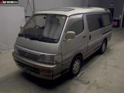 Toyota HIACE  с аукциона в Японии