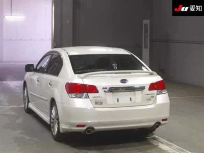Subaru LEGACY B4  с аукциона в Японии