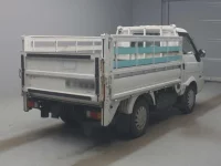 Mazda BONGO лот № 26029 оценка 3.5  с аукциона в Японии 1