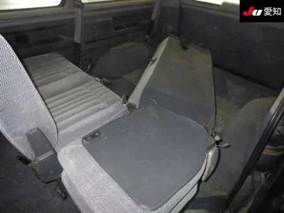 Mitsubishi DELICA WAGON