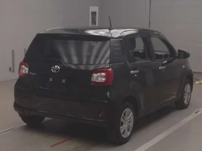 Toyota PASSO  с аукциона в Японии