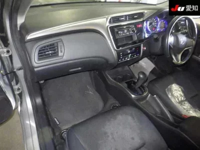 Honda GRACE  с аукциона в Японии