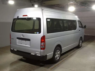 Toyota HIACE VAN  с аукциона в Японии