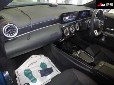 Mercedes-Benz CLA CLASS