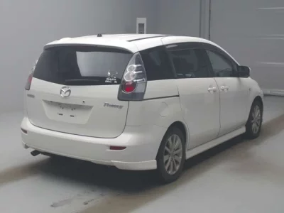 Mazda PREMACY  с аукциона в Японии