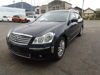 Nissan FUGA  с аукциона в Японии