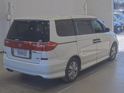 Honda ELYSION  с аукциона в Японии