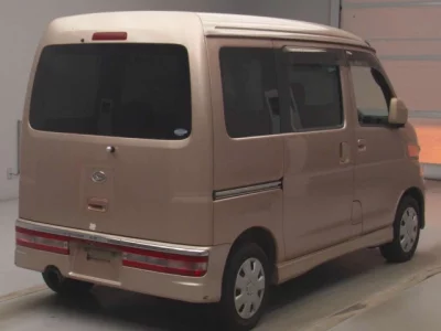 Daihatsu Atrai Wagon  с аукциона в Японии