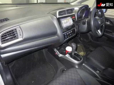 Honda FIT  с аукциона в Японии