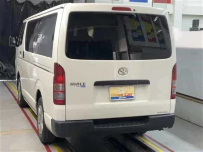 Toyota HIACE VAN  с аукциона в Японии