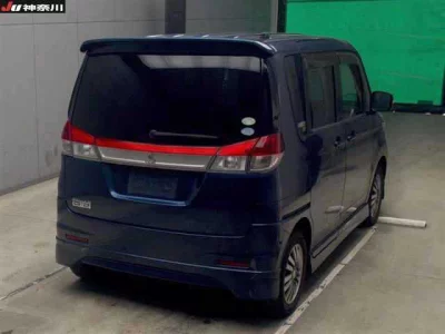 Mitsubishi DELICA D2