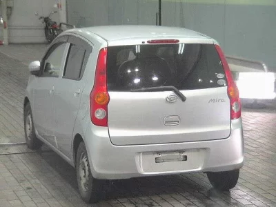 Daihatsu MIRA  с аукциона в Японии