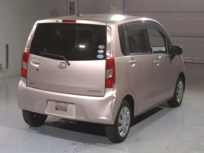 Daihatsu MOVE  с аукциона в Японии