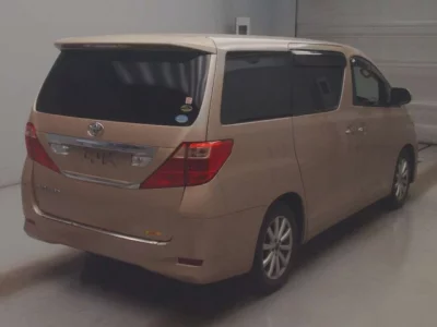 Toyota ALPHARD  с аукциона в Японии