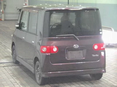 Daihatsu TANTO  с аукциона в Японии