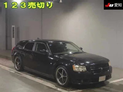 Dodge MAGNUM  с аукциона в Японии