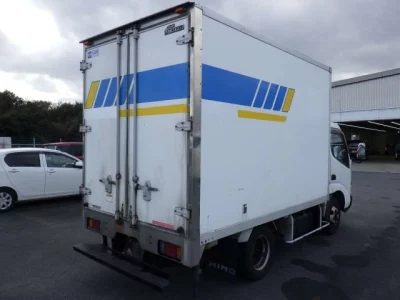 Hino DUTRO  с аукциона в Японии