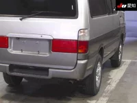 Toyota HIACE VAN лот № 4237 оценка 3  с аукциона в Японии 7