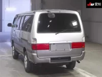 Toyota HIACE VAN лот № 4237 оценка 3  с аукциона в Японии 1