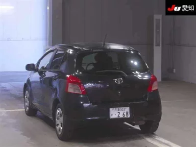 Toyota VITZ  с аукциона в Японии