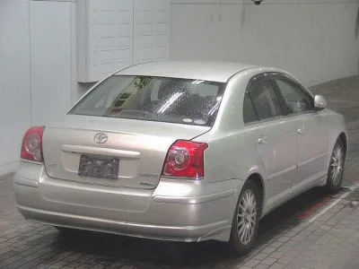 Toyota AVENSIS SEDAN