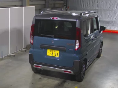 Suzuki SPACIA GEAR  с аукциона в Японии