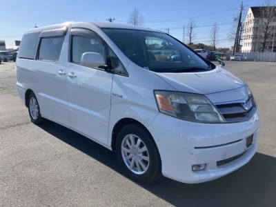 Toyota ALPHARD  с аукциона в Японии
