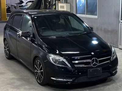 Mercedes-Benz B CLASS