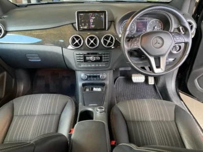 Mercedes-Benz B CLASS