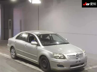Toyota AVENSIS SEDAN