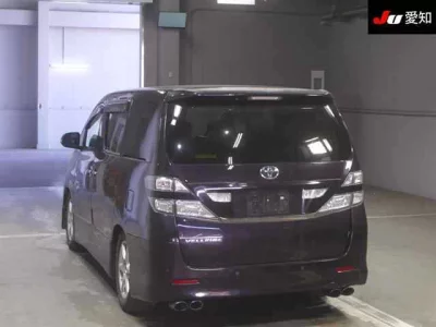 Toyota VELLFIRE  с аукциона в Японии