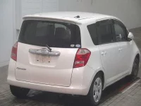 Toyota RACTIS лот № 7111 оценка RA  с аукциона в Японии 3