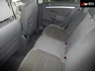 Volkswagen GOLF VARIANT  с аукциона в Японии