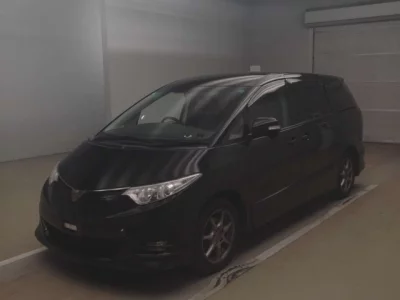 Toyota ESTIMA  с аукциона в Японии