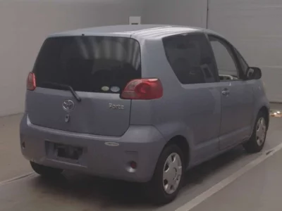 Toyota PORTE  с аукциона в Японии