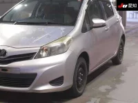 Toyota VITZ лот № 30603 оценка 3.5  с аукциона в Японии 6