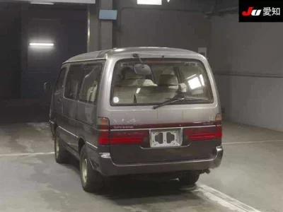 Toyota HIACE  с аукциона в Японии