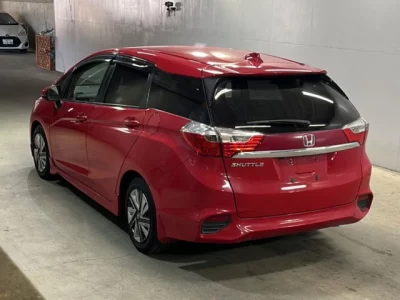 Honda SHUTTLE  с аукциона в Японии