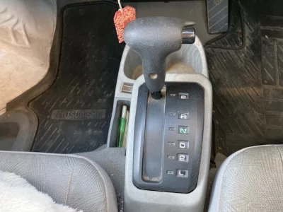 Mitsubishi MINICAB TRUCK