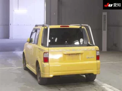 Toyota BB  с аукциона в Японии