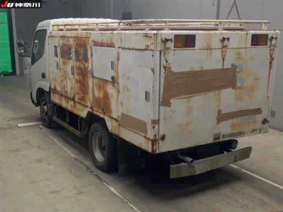 Toyota DYNA  с аукциона в Японии