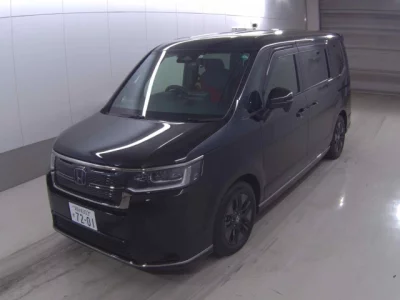 Honda STEP WAGON  с аукциона в Японии